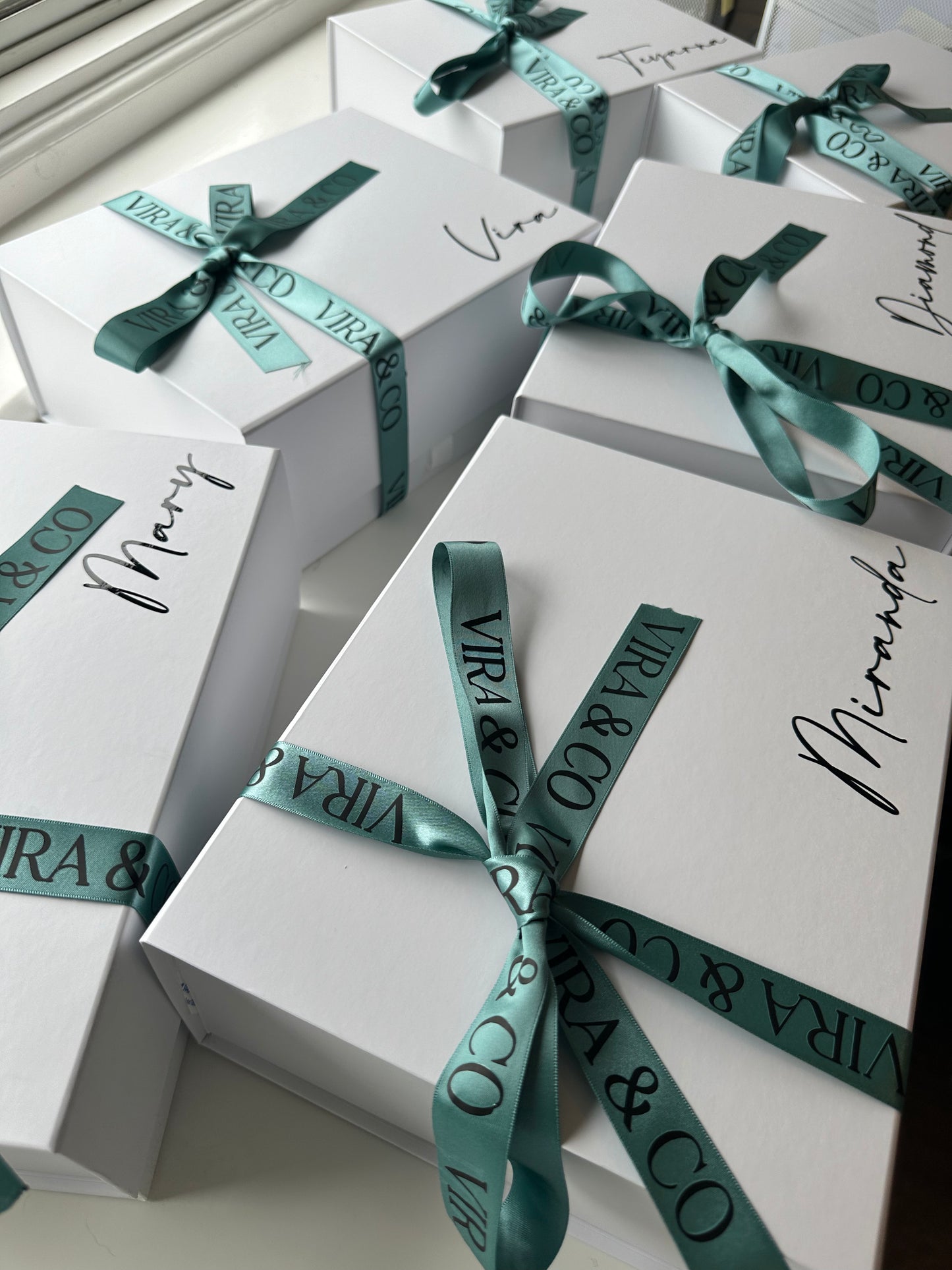 PERSONALISED GIFT BOX