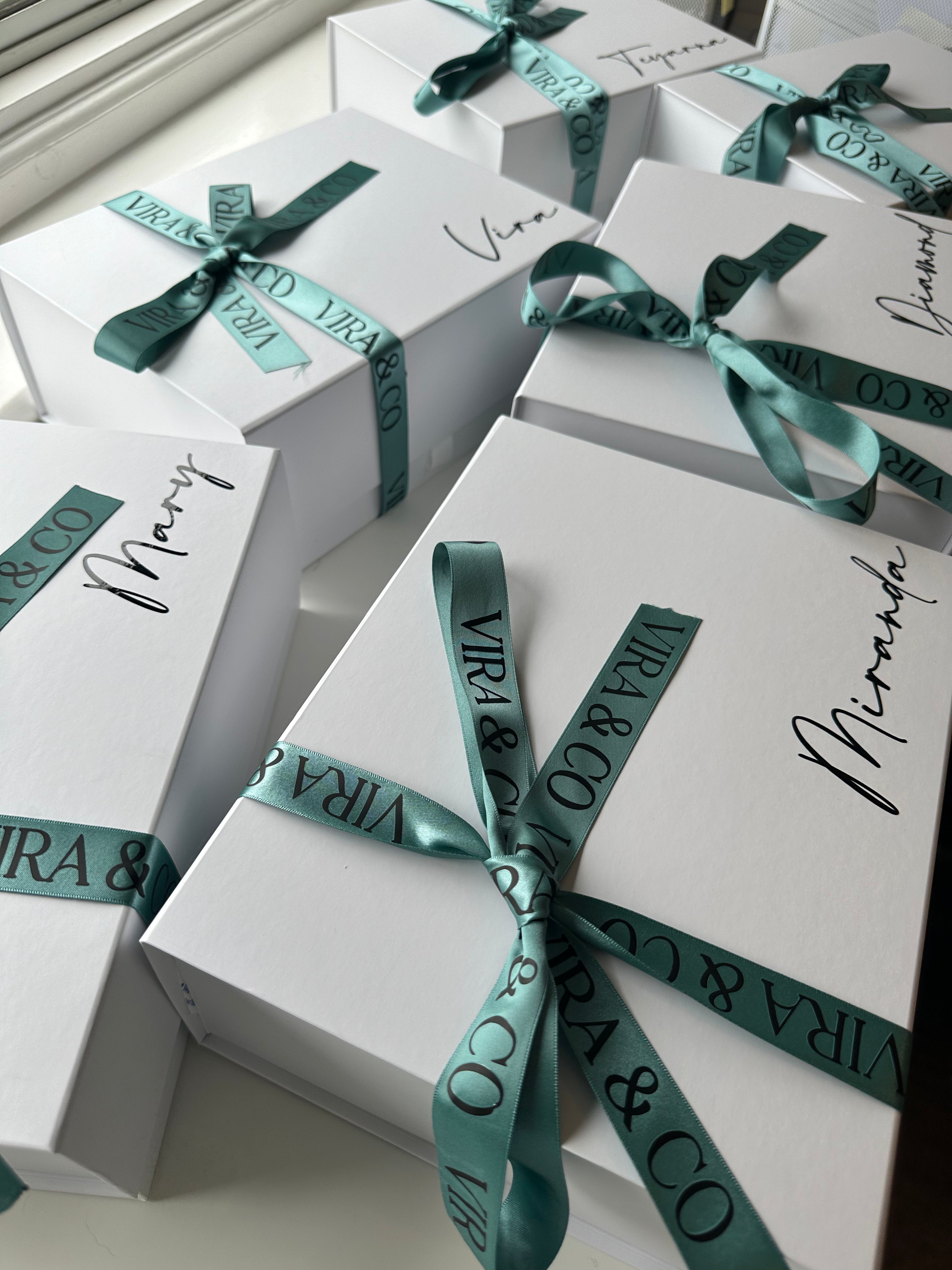 PERSONALISED GIFT BOX